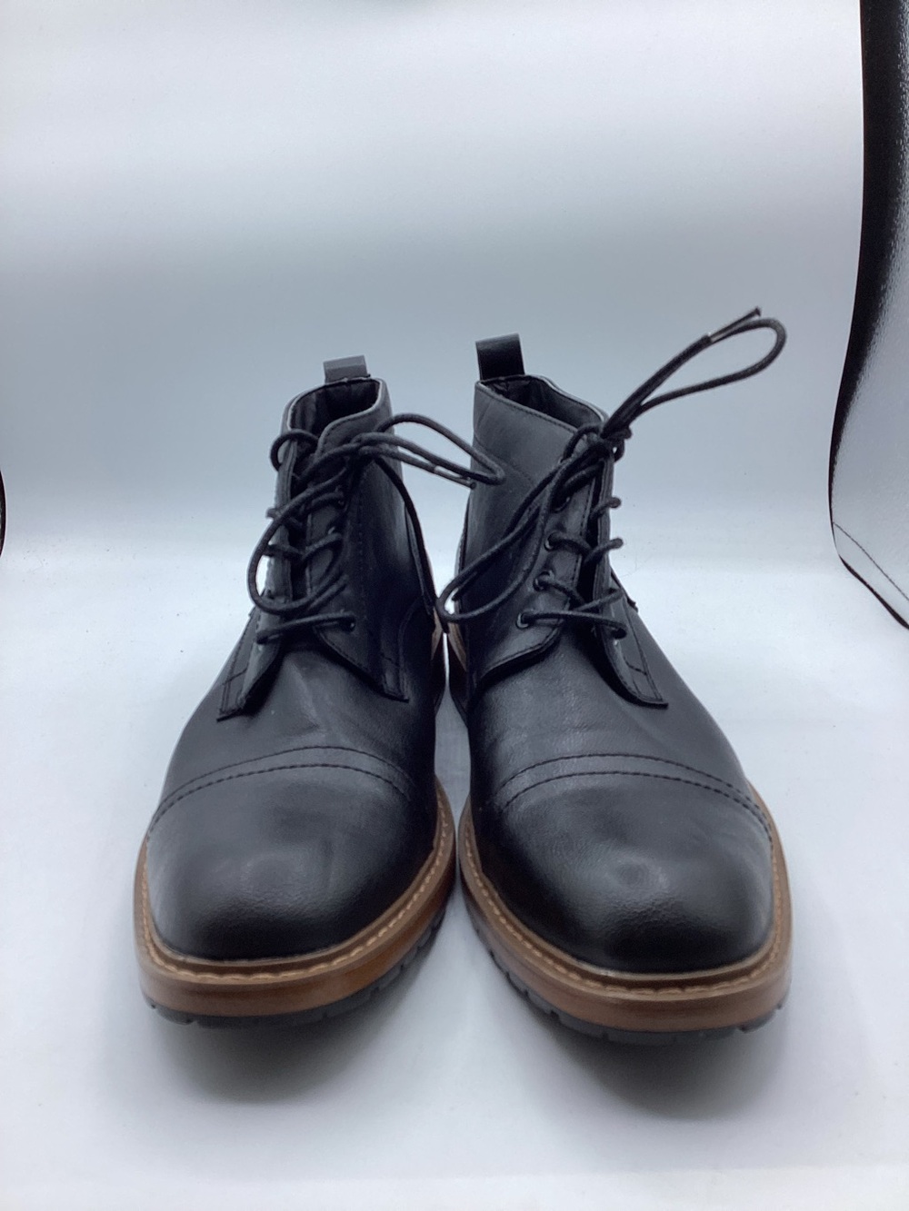 Men’s Perry Ellis America Manning Black Leather Cap Toe Boots 10.5